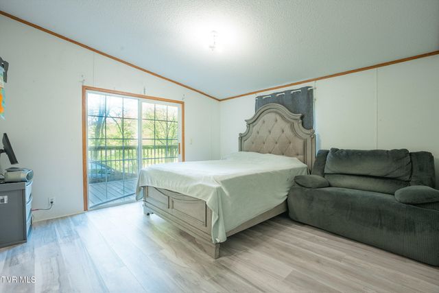 100 Edwards Ridge Road, Erwin, TN 37650