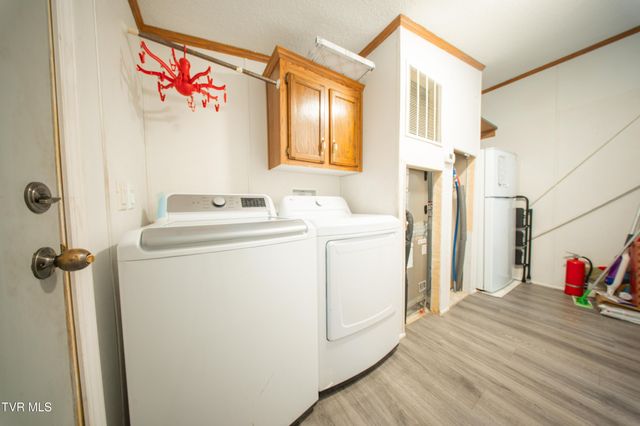 100 Edwards Ridge Road, Erwin, TN 37650
