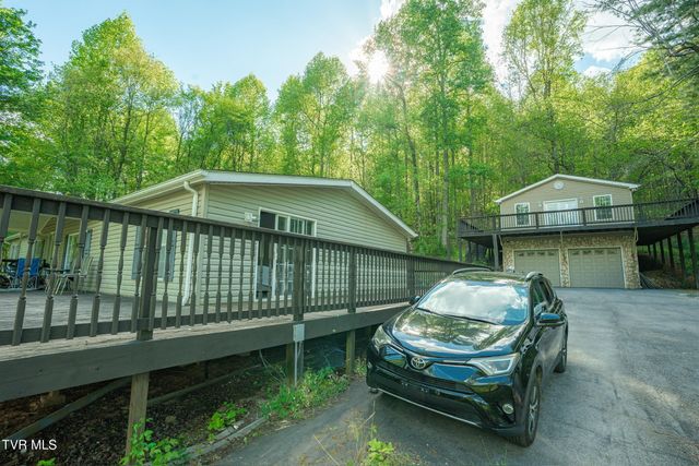 100 Edwards Ridge Road, Erwin, TN 37650