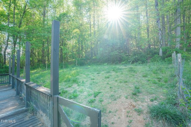 100 Edwards Ridge Road, Erwin, TN 37650