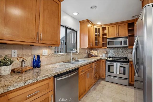 1447 Manhattan Beach Boulevard A, Manhattan Beach, CA 90266