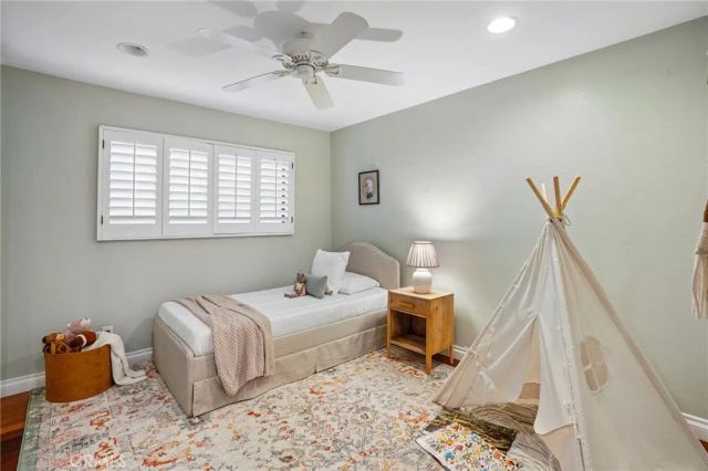 1447 Manhattan Beach Boulevard A, Manhattan Beach, CA 90266