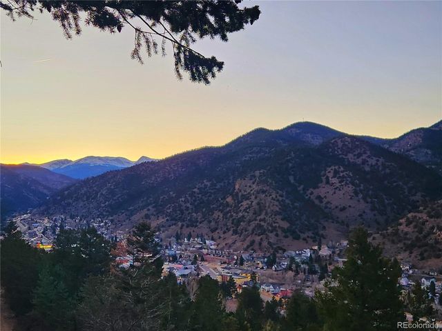 305 Divide View Dr, Idaho Springs, CO 80452