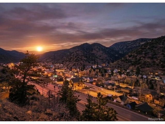 305 Divide View Dr, Idaho Springs, CO 80452