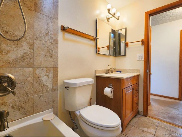 305 Divide View Dr, Idaho Springs, CO 80452