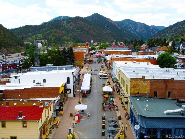 305 Divide View Dr, Idaho Springs, CO 80452