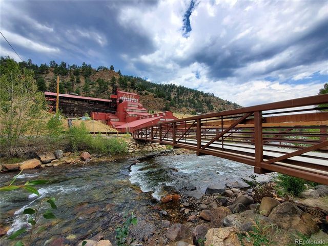 305 Divide View Dr, Idaho Springs, CO 80452