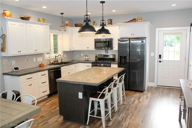 1939 Craig Drive, Lake Milton, OH 44429