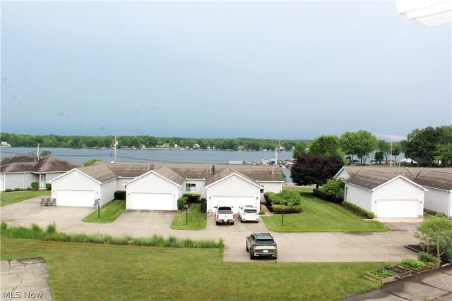 1939 Craig Drive, Lake Milton, OH 44429