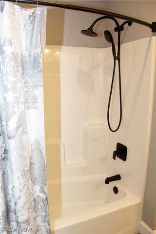 1939 Craig Drive, Lake Milton, OH 44429