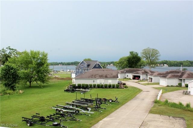 1939 Craig Drive, Lake Milton, OH 44429