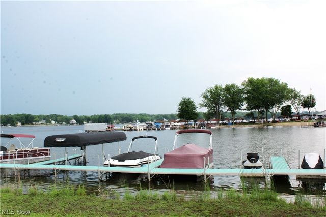 1939 Craig Drive, Lake Milton, OH 44429