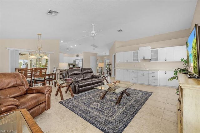 619 SE 30th ST, Cape Coral, FL 33904