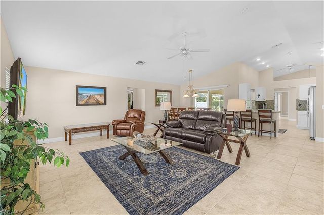 619 SE 30th ST, Cape Coral, FL 33904