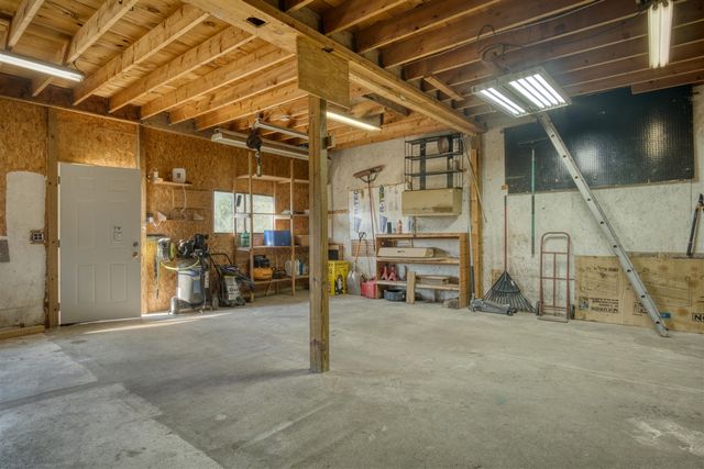 23793 Gates Road, Howard City, MI 49329