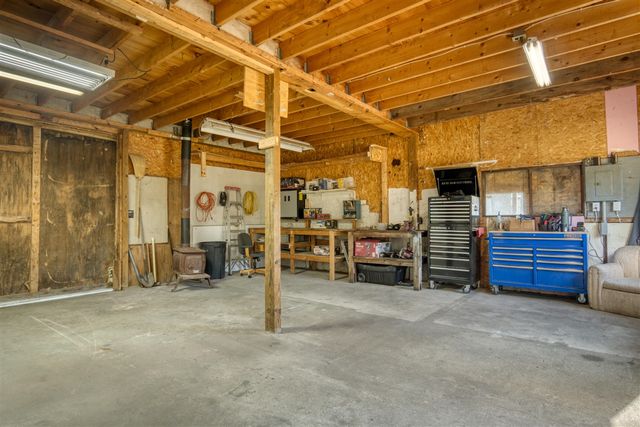 23793 Gates Road, Howard City, MI 49329