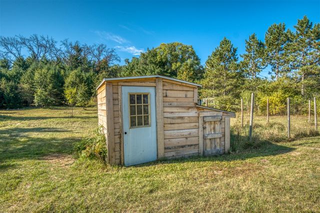 23793 Gates Road, Howard City, MI 49329