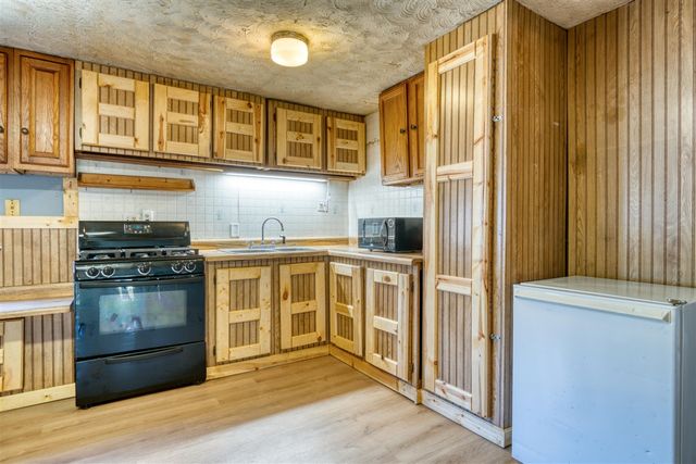 23793 Gates Road, Howard City, MI 49329