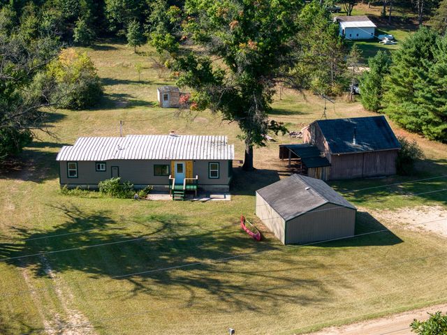 23793 Gates Road, Howard City, MI 49329