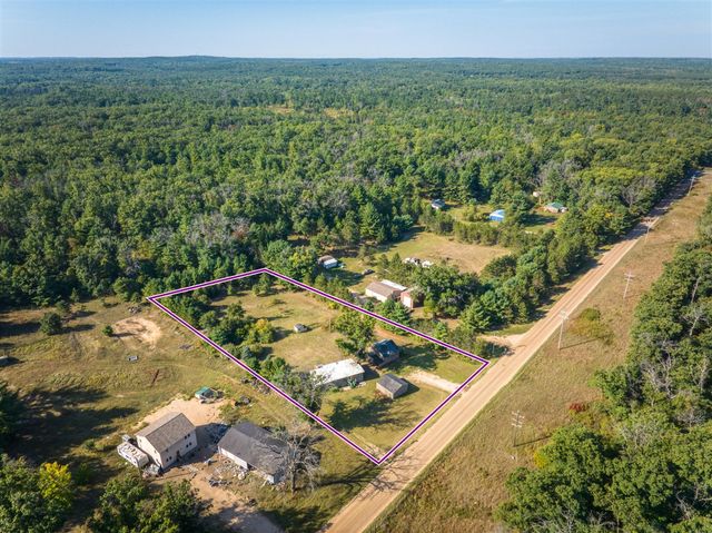 23793 Gates Road, Howard City, MI 49329