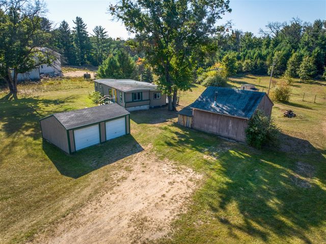 23793 Gates Road, Howard City, MI 49329