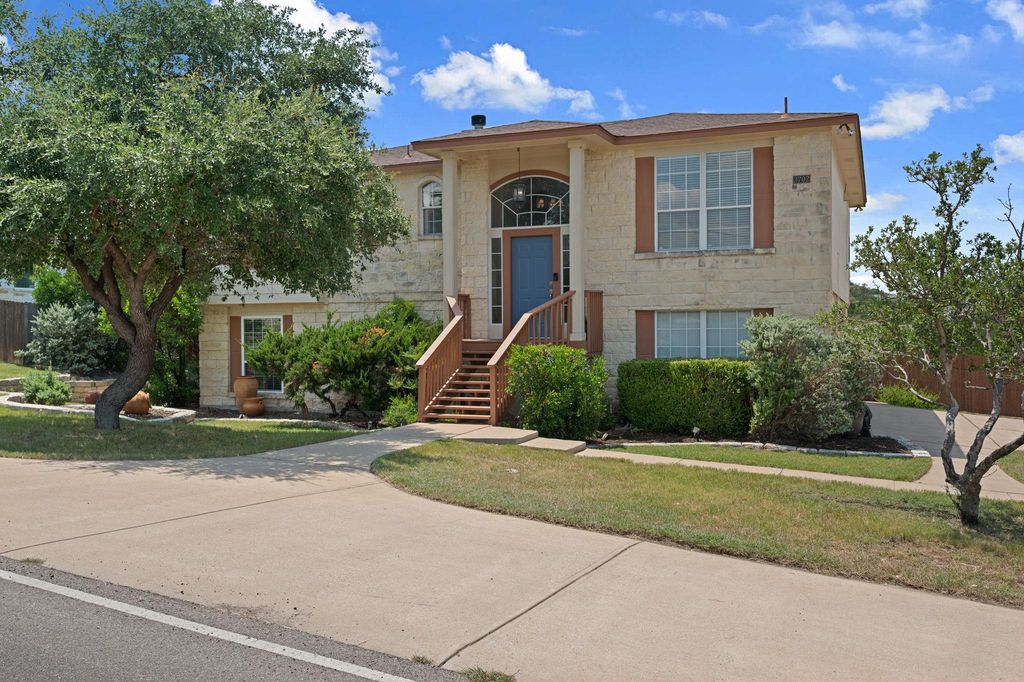 3702 Rock Terrace DR, Lago Vista, TX 78645