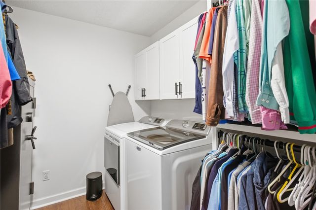 207 Dodgins Lane, Seneca, SC 29672