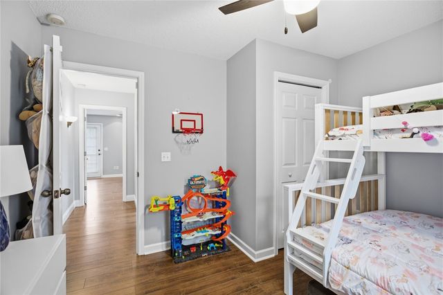 207 Dodgins Lane, Seneca, SC 29672