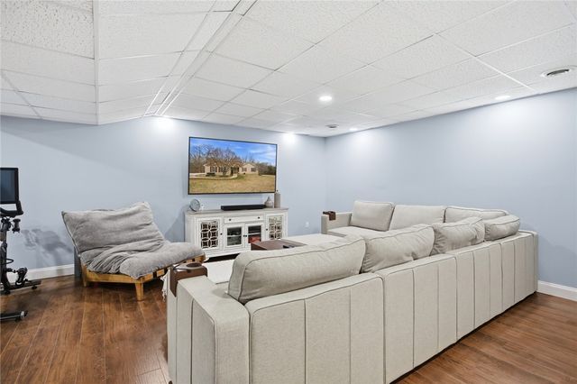 207 Dodgins Lane, Seneca, SC 29672