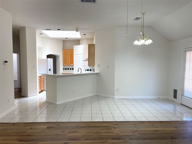 1216 Courtney Lane, Lewisville, TX 75077