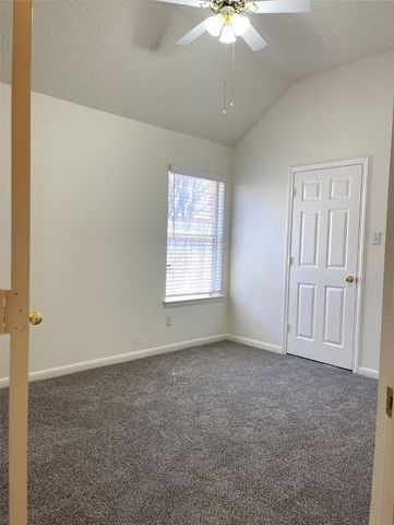 1216 Courtney Lane, Lewisville, TX 75077