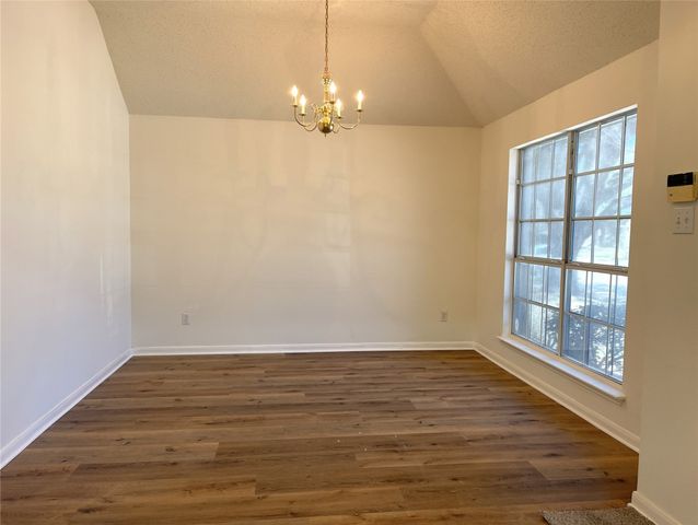 1216 Courtney Lane, Lewisville, TX 75077