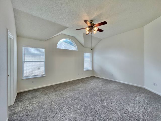 1216 Courtney Lane, Lewisville, TX 75077