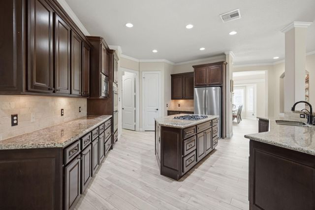 33107 Whickham Circle, Weston Lakes, TX 77441