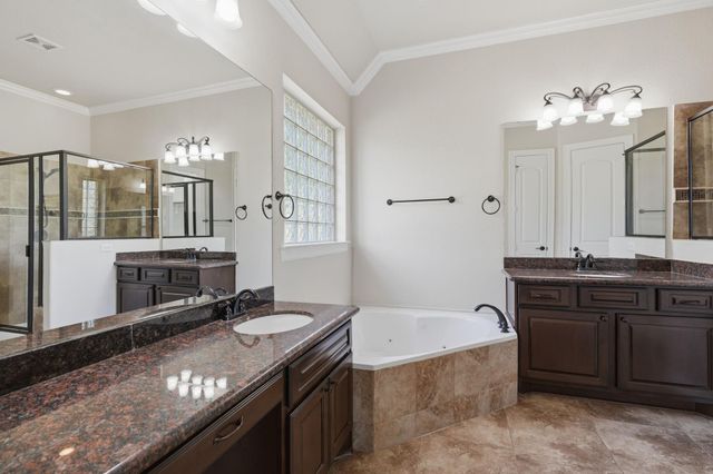33107 Whickham Circle, Weston Lakes, TX 77441