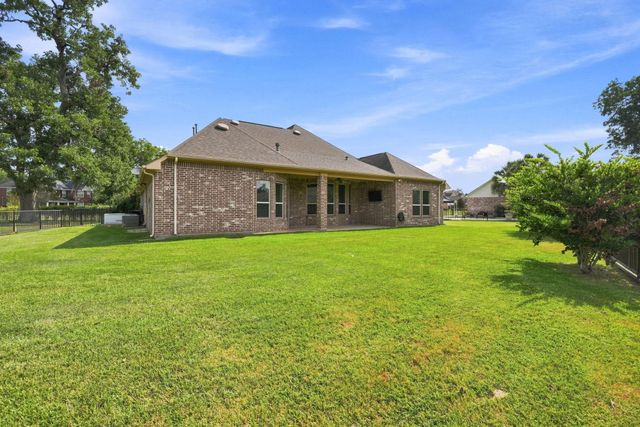 33107 Whickham Circle, Weston Lakes, TX 77441