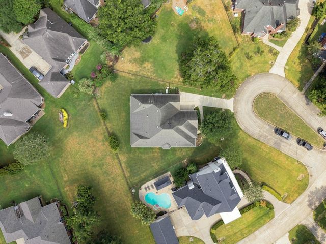 33107 Whickham Circle, Weston Lakes, TX 77441