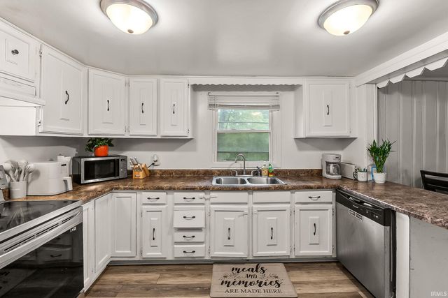 333 Pursley Drive, Fort Wayne, IN 46807