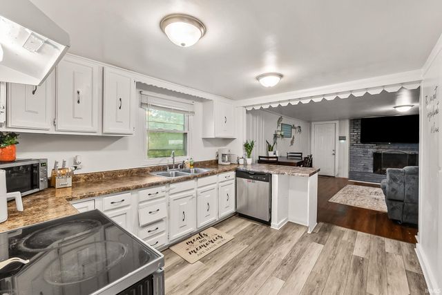 333 Pursley Drive, Fort Wayne, IN 46807