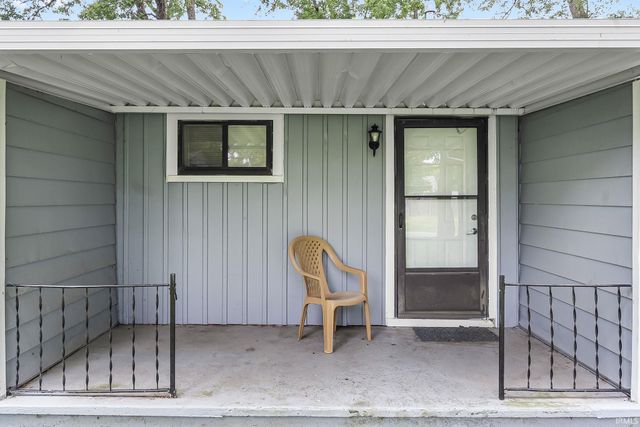 333 Pursley Drive, Fort Wayne, IN 46807