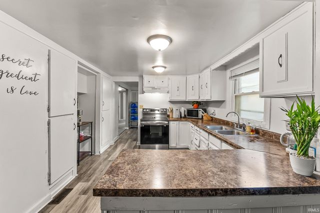 333 Pursley Drive, Fort Wayne, IN 46807