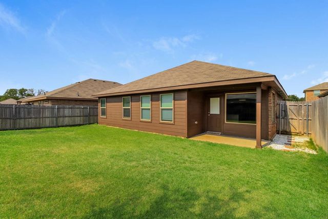1113 Forest Glen Drive, Azle, TX 76020
