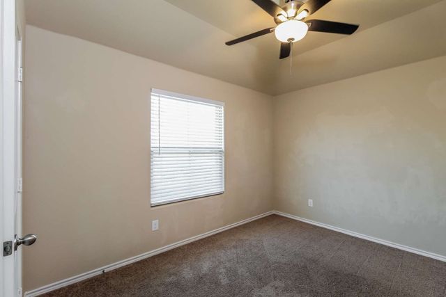 1113 Forest Glen Drive, Azle, TX 76020