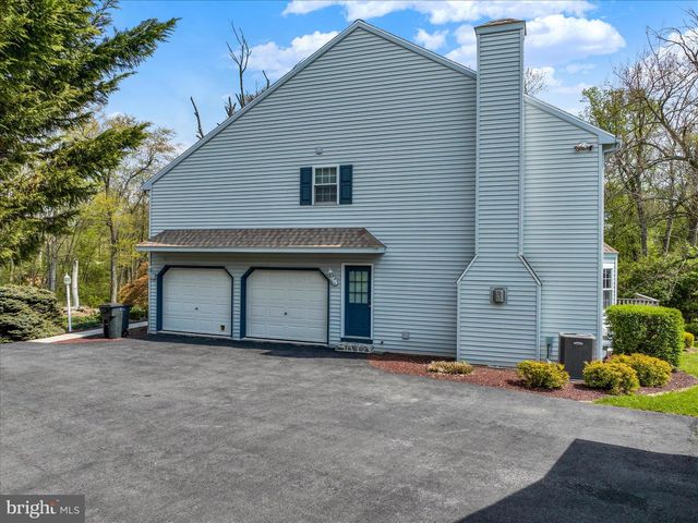 10 SHANNON CT, Oley, PA 19547