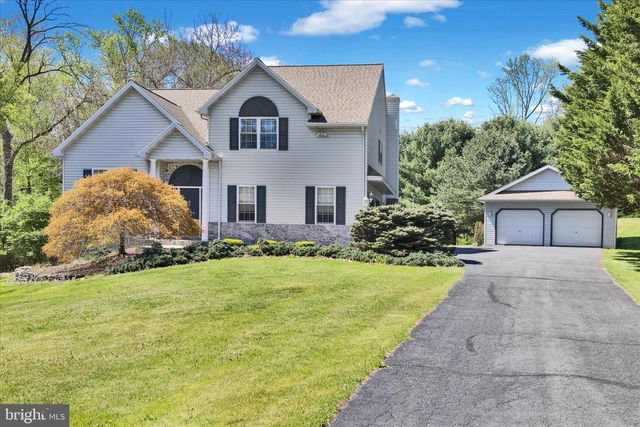 10 SHANNON CT, Oley, PA 19547