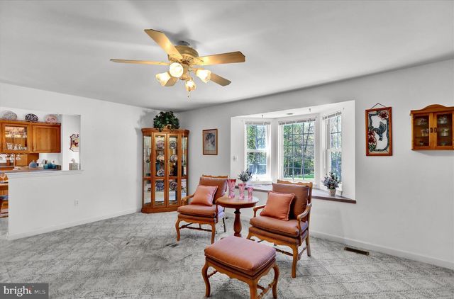 10 SHANNON CT, Oley, PA 19547