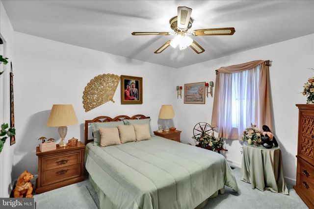 10 SHANNON CT, Oley, PA 19547