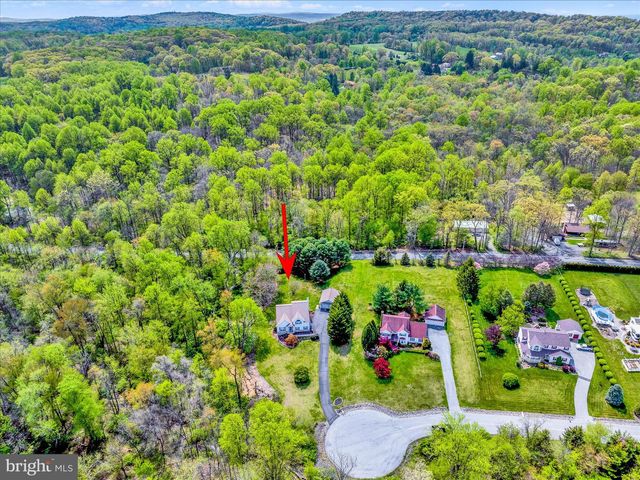 10 SHANNON CT, Oley, PA 19547