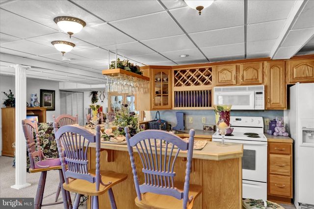 10 SHANNON CT, Oley, PA 19547