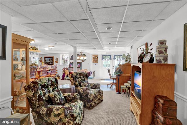 10 SHANNON CT, Oley, PA 19547